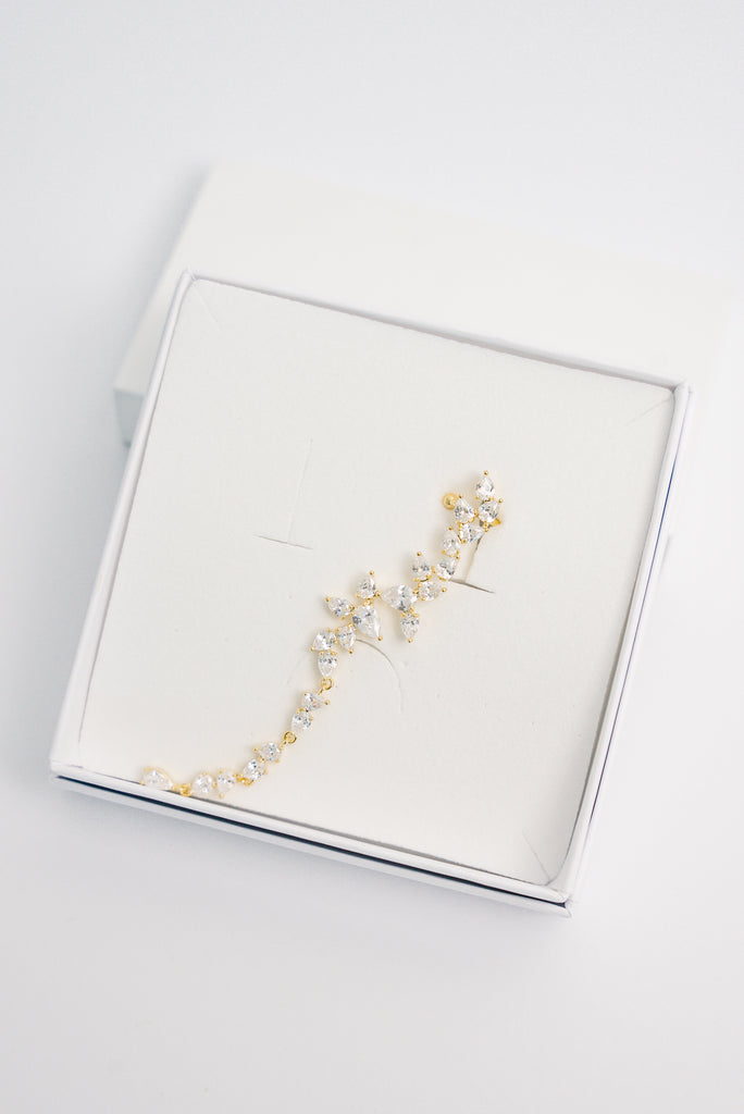 Gold CUFF auskars