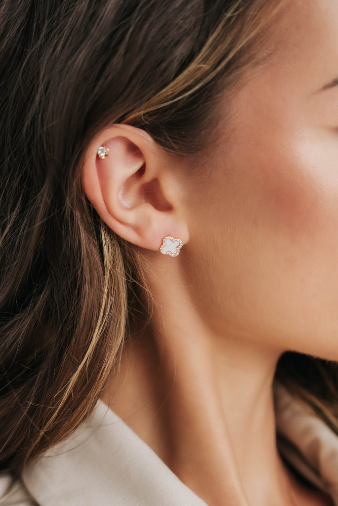 CLOVER WHITE mini nagliņas rose gold