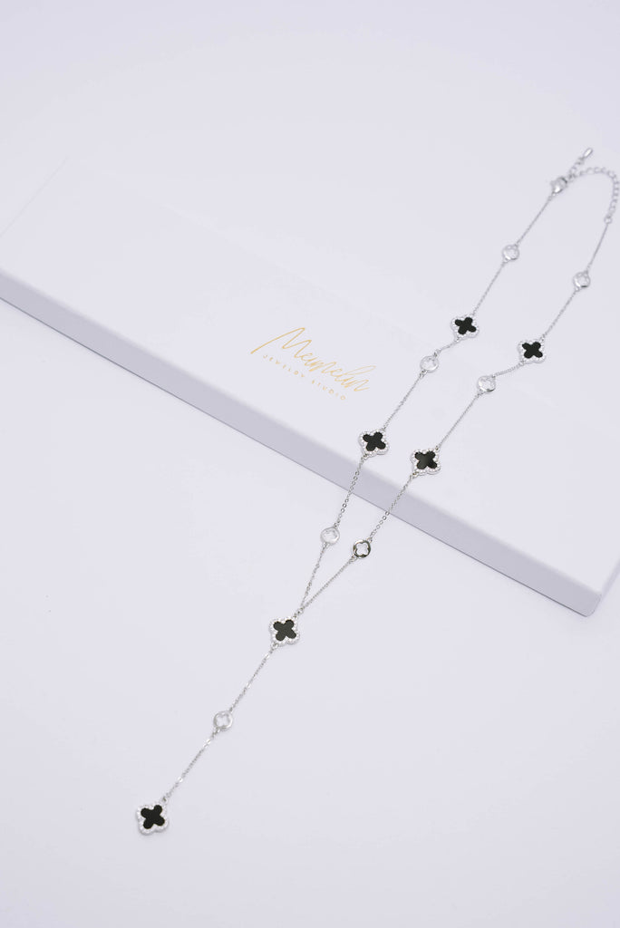 CLOVER Silver kaklarota