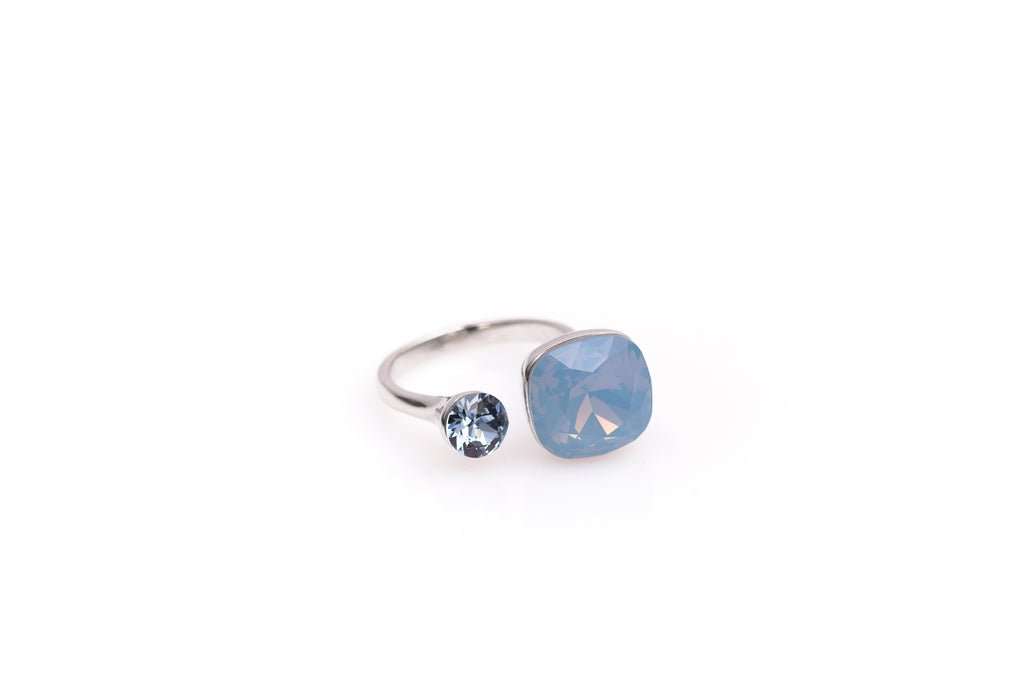 Air Blue Opal gredzens - Meimelin rotas ar Swarovski kristāliem